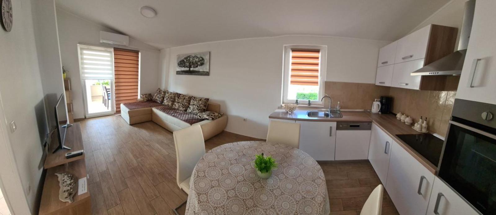 Apartment B&s