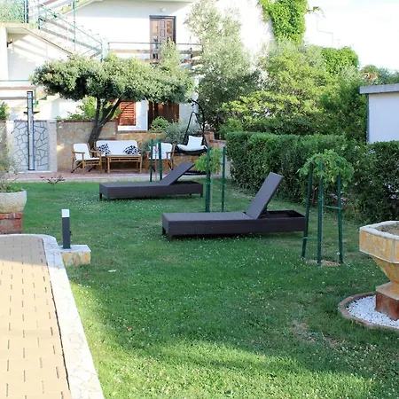 Apartmani B&S Barbat na Rabu Exterior photo