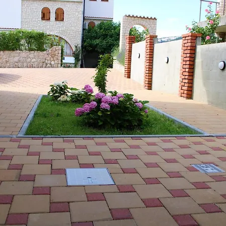 Apartmani B&S Barbat na Rabu Exterior photo